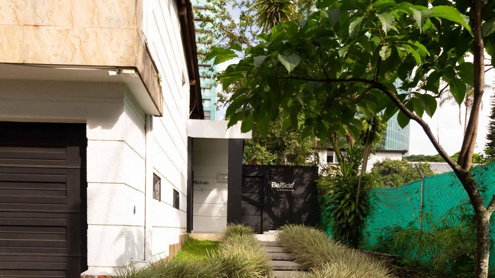 Appartement Hospedaje Cerca A Centro Comercial De Santafe A104 By Roots Rentals Medellín