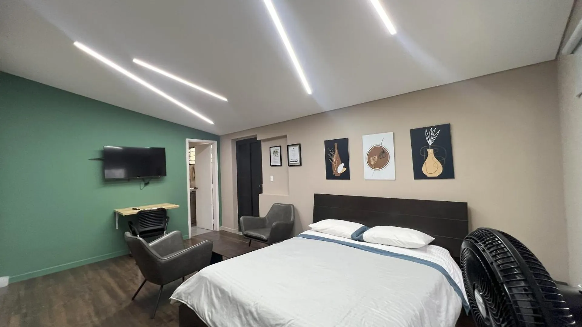 Hospedaje Cerca A Centro Comercial De Santafe A104 By Roots Rentals 메딜린 콜롬비아
