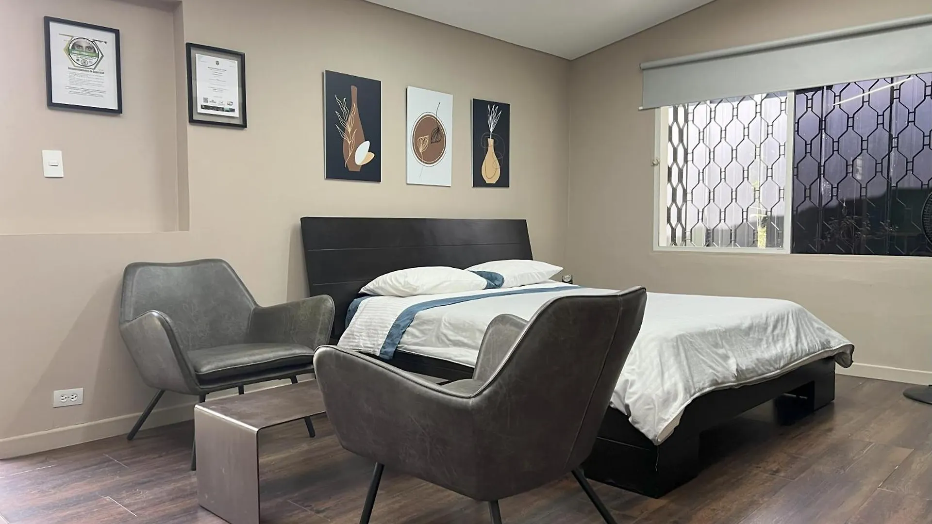 아파트 Hospedaje Cerca A Centro Comercial De Santafe A104 By Roots Rentals 메딜린 콜롬비아
